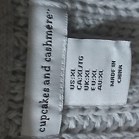 Cupcakes and Cashmere XL Gray Cardigan Oversized Sleeve - Picture 4 of 5